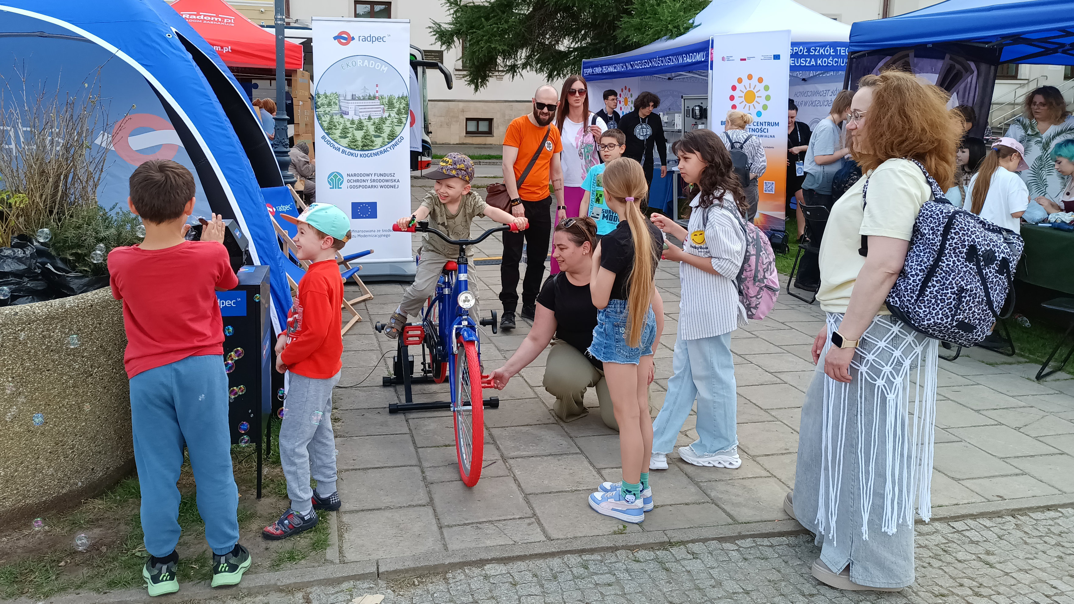 Stoisko RADPEC-u na radomskim Pikniku Ekologicznym 2026
